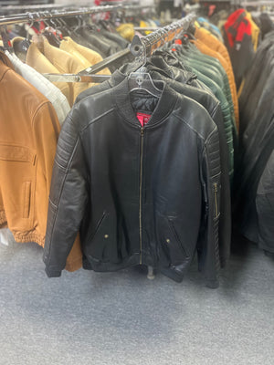 Men‘s Leather Jacket